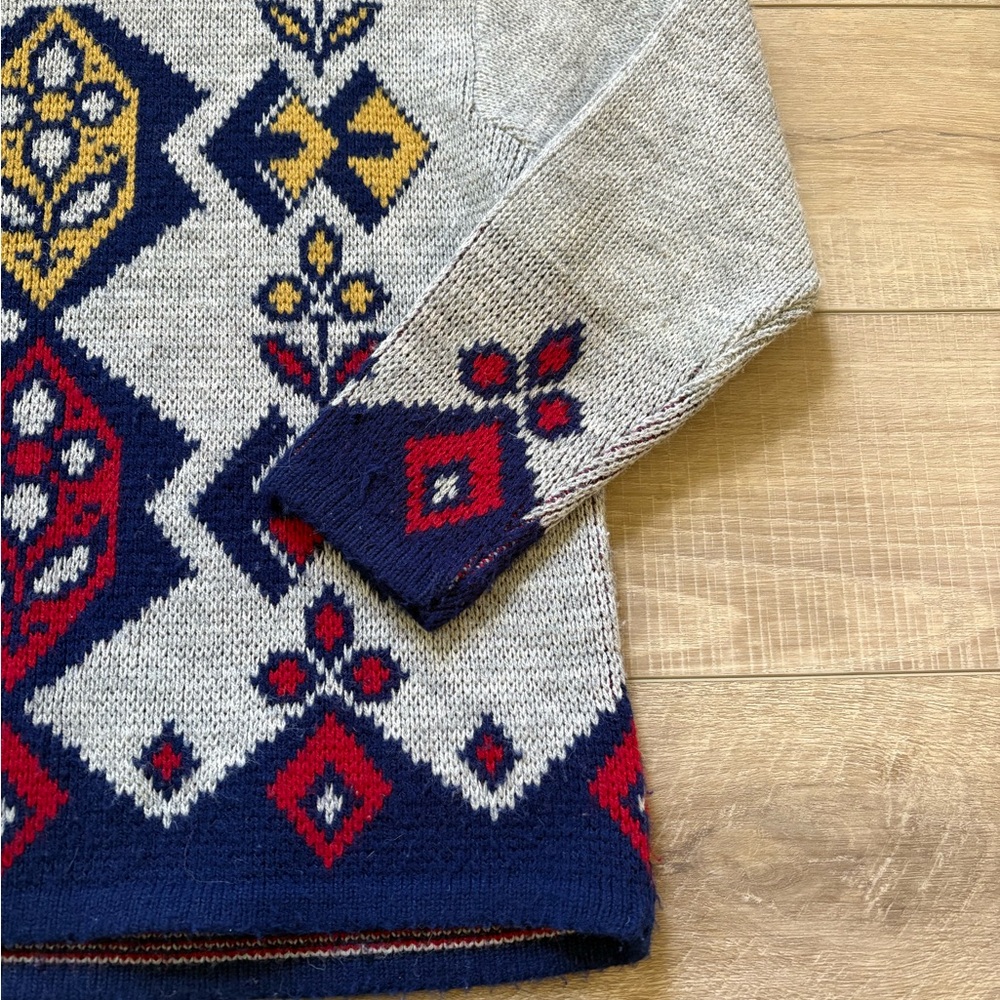 Vintage Gray and Red Nordic Geometric Pattern Wool Sweater - Picture 3 of 8